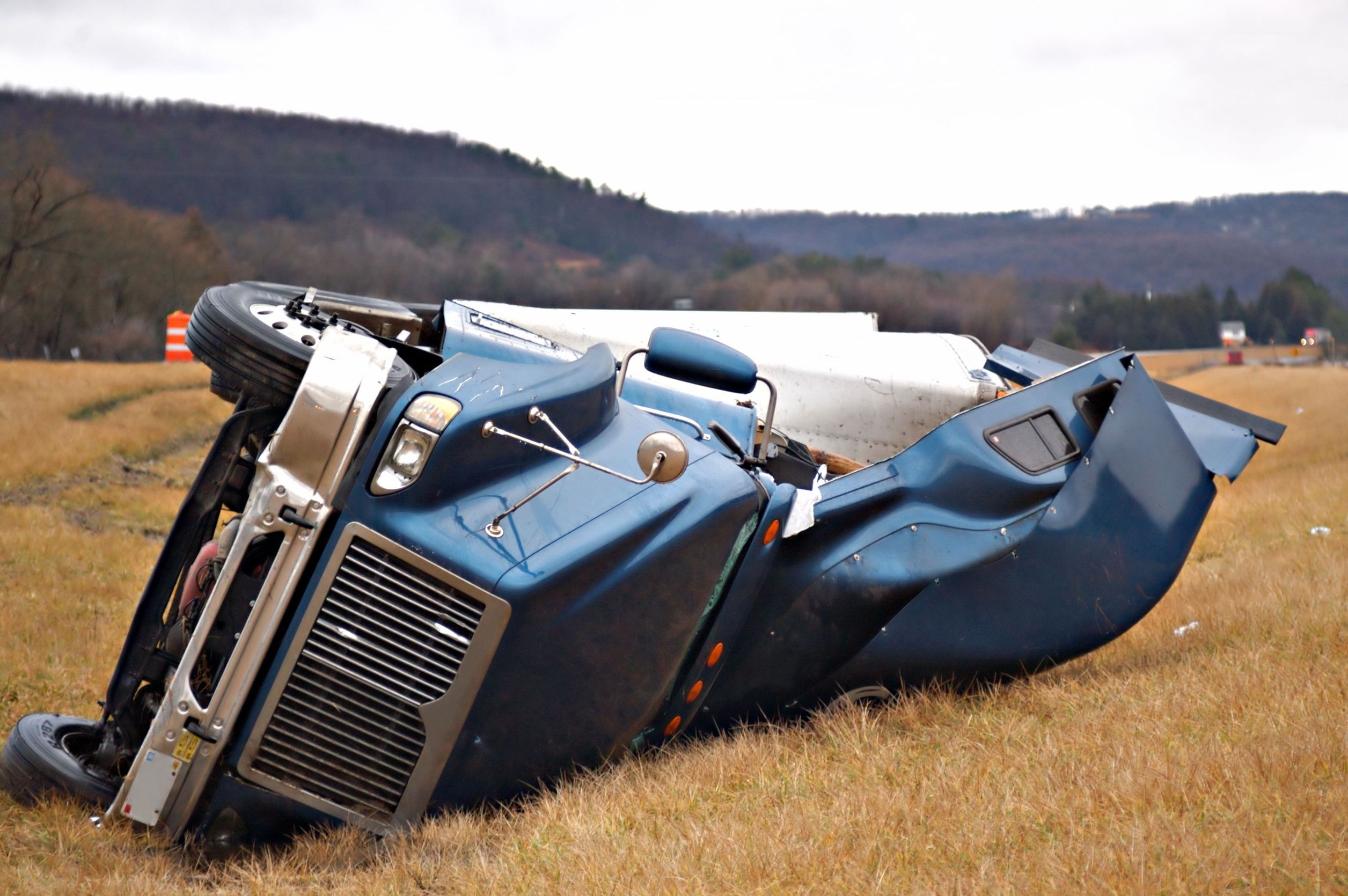 What to Do If You’re Involved in a Trucking Accident in Medford